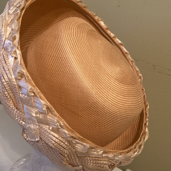 Really Cute Natural Straw Hat by Coralie - Picture 2 of 9